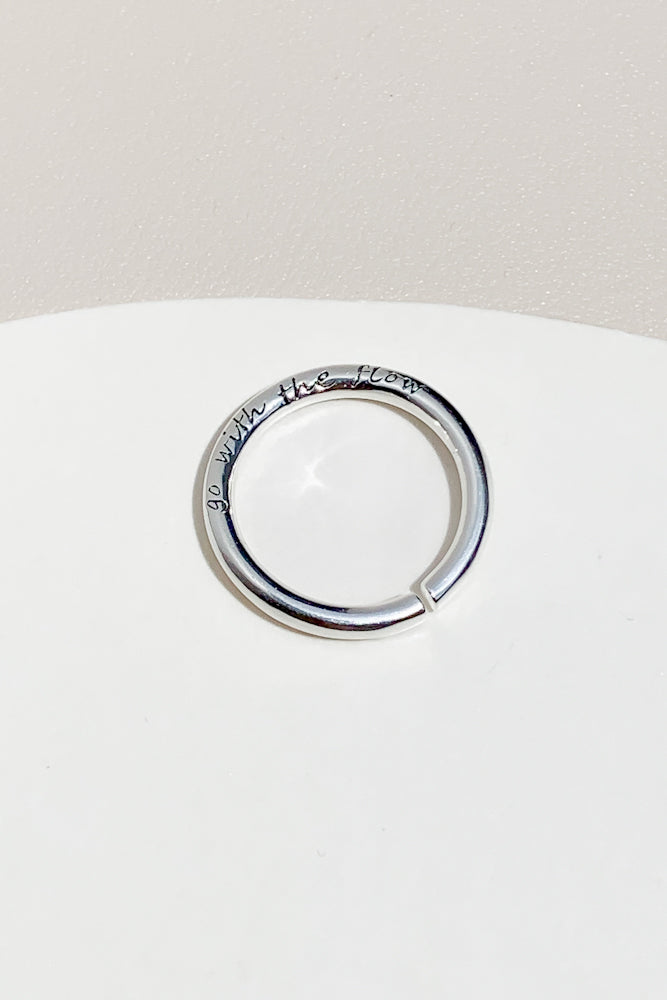 Go With The Flow Ring (925 Silver)