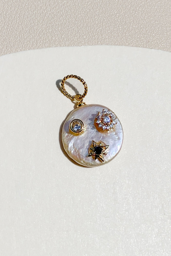 In Nature Pearl Charm