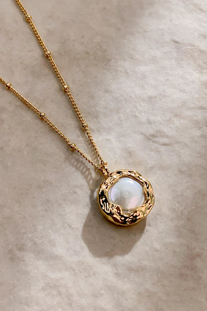 Valuri Pearl Necklace