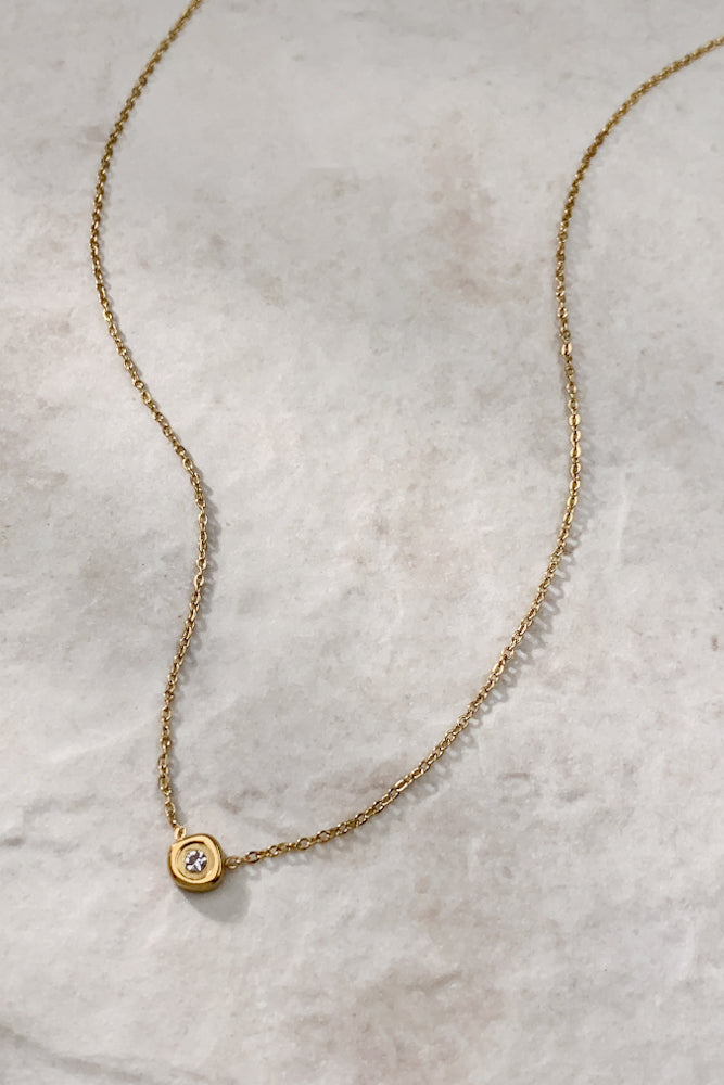 Veroe Necklace