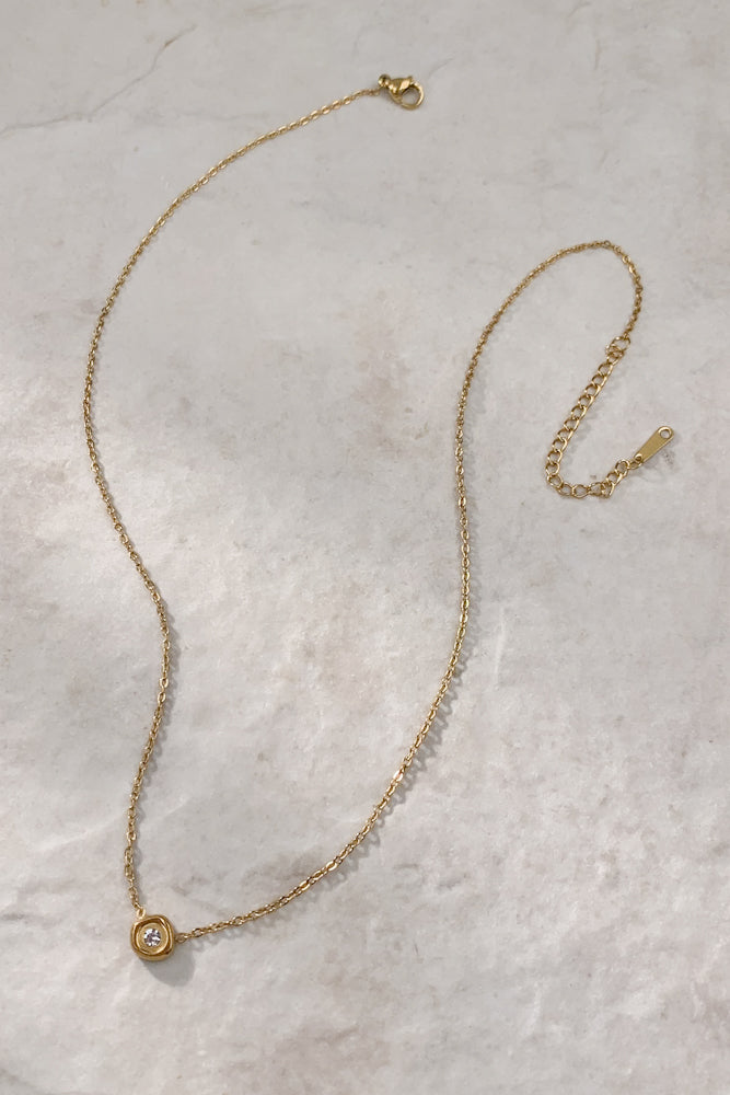 Veroe Necklace