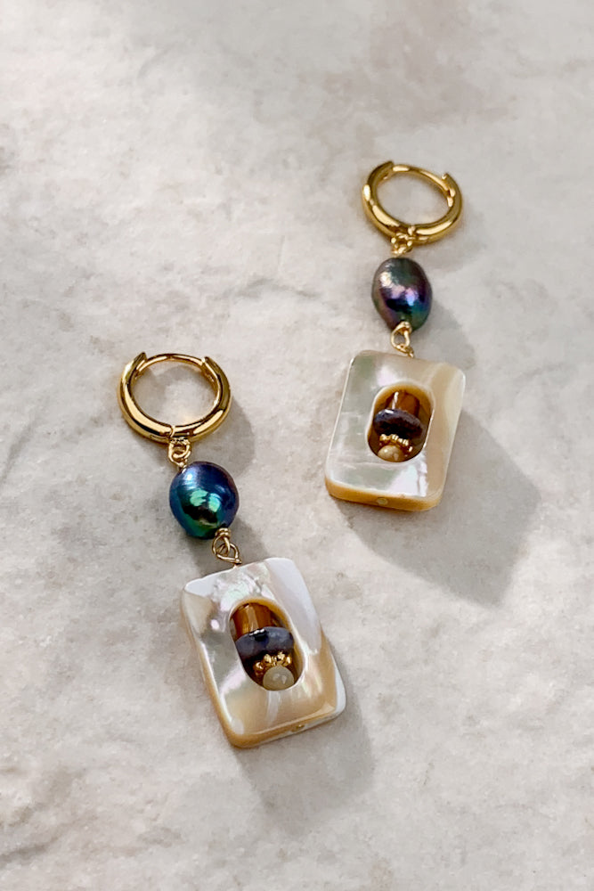 Riyana Earrings