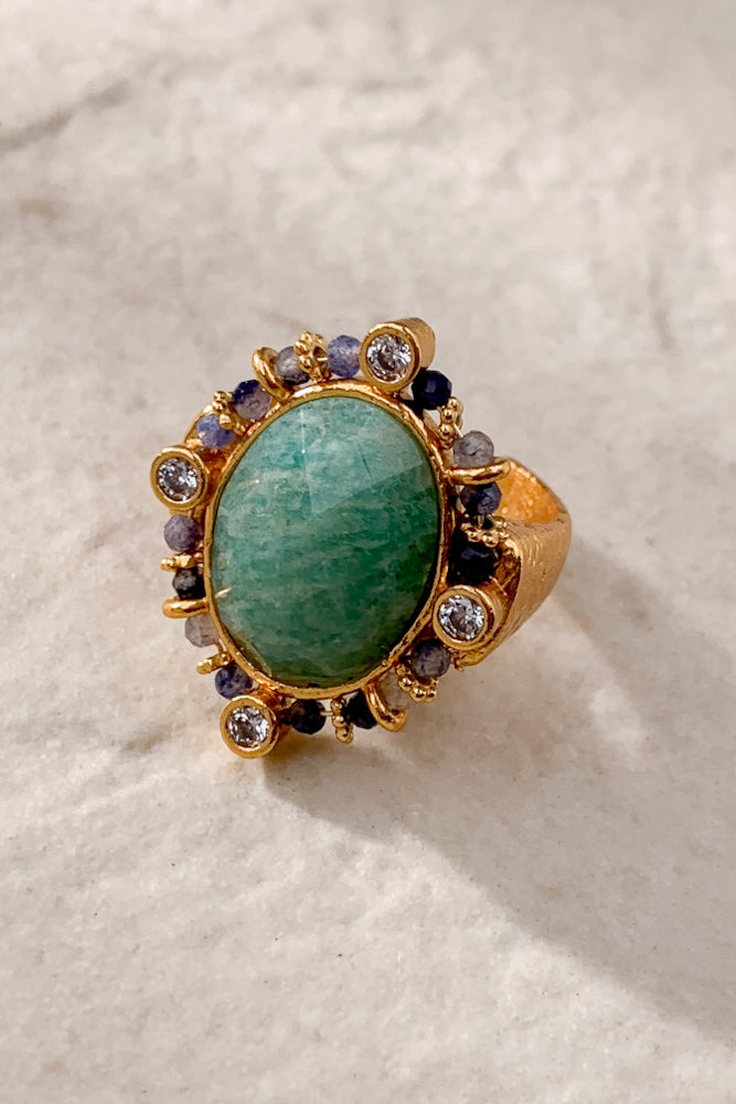 Neera Ring