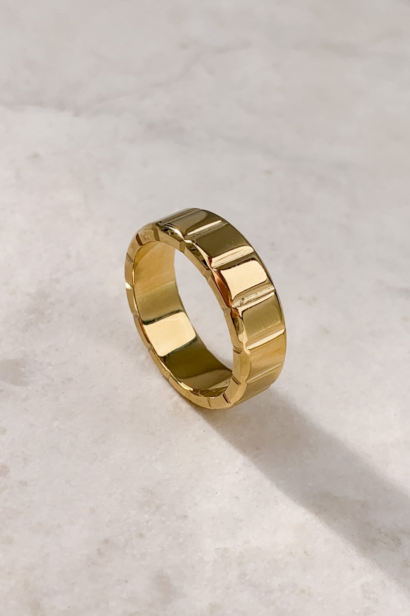 Oro Ring