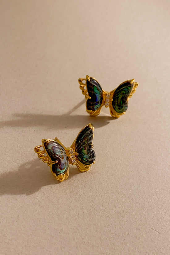 Myza Shell Ear Studs (925 Silver)