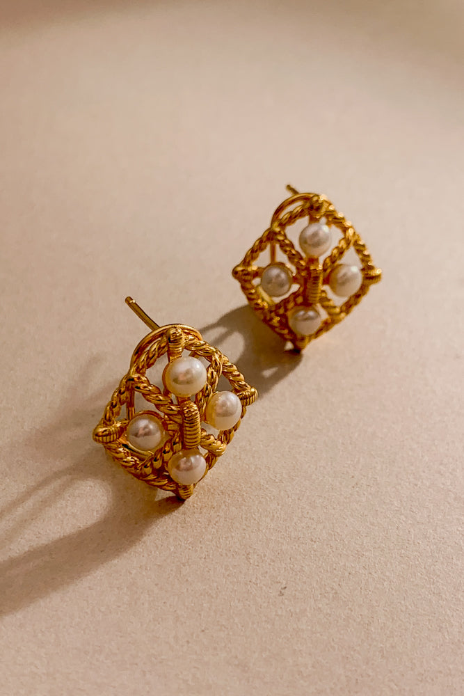 Covea Ear Studs (925 Silver)
