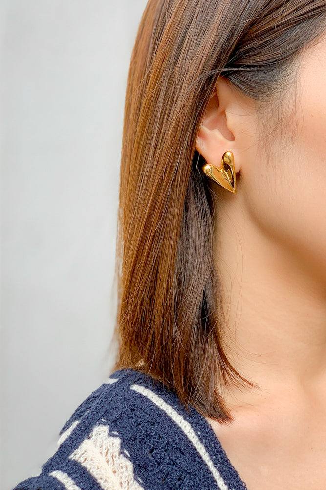 Flat Heart Ear Studs