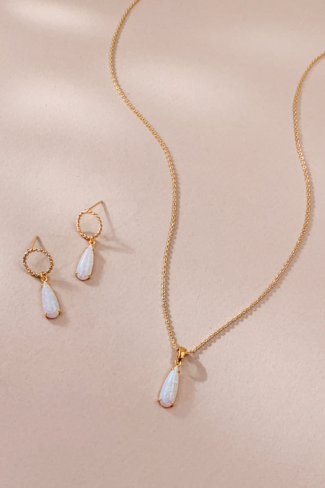 Elen Opal Necklace