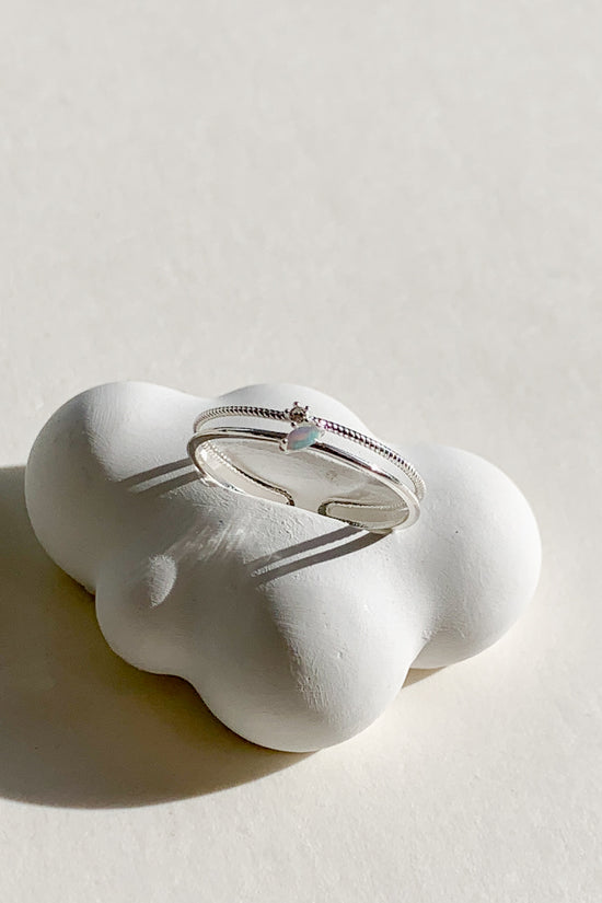 Load image into Gallery viewer, Carrie Opal Ring (925 Silver)
