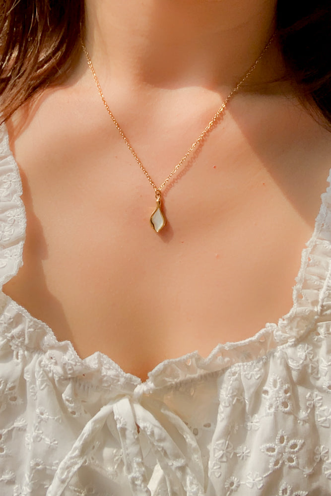 Ruri Necklace