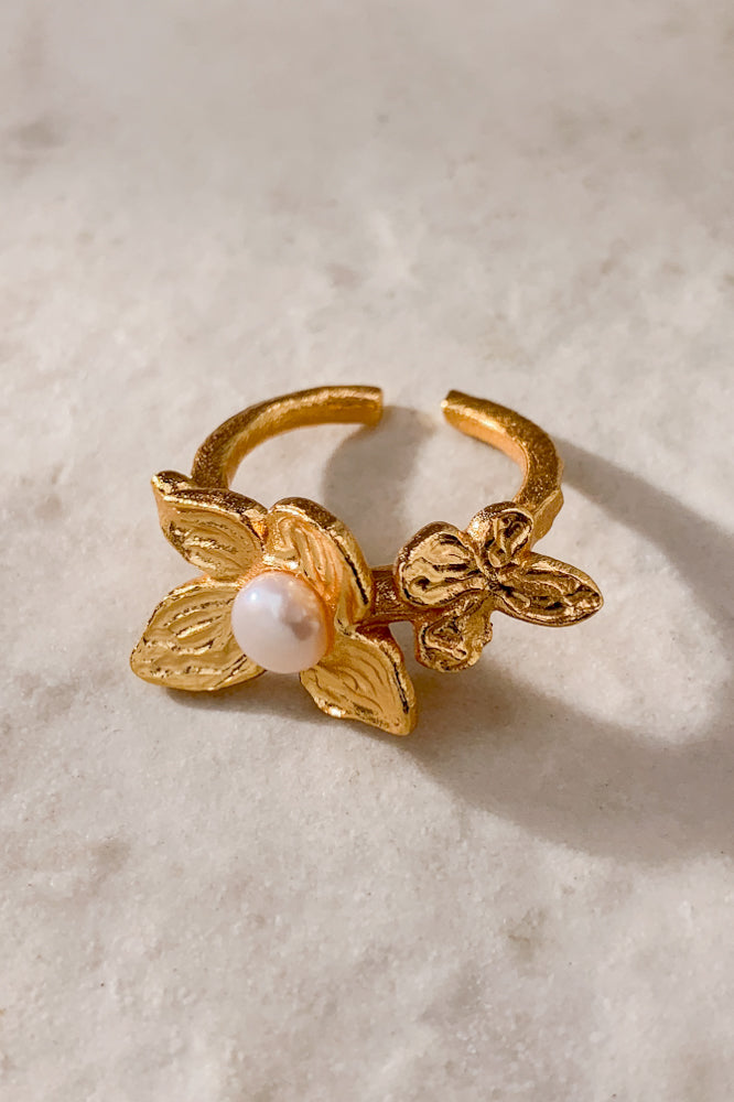 Ovira Ring