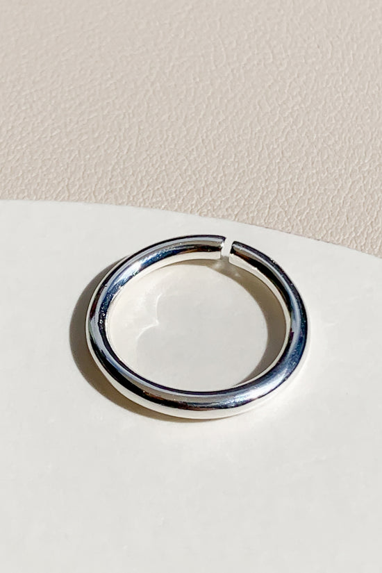 Load image into Gallery viewer, Go With The Flow Ring (925 Silver)
