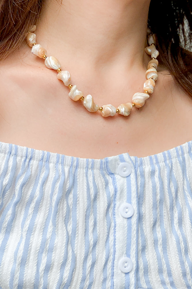 Divo Necklace