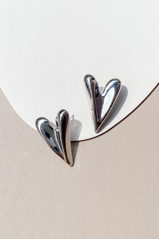 Flat Heart Ear Studs