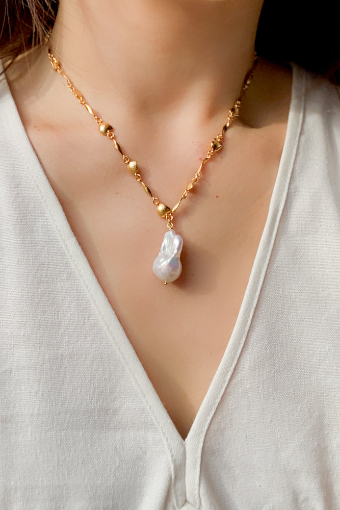 Doria Necklace