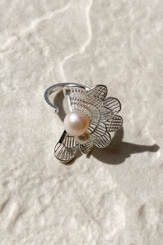Velune Ring