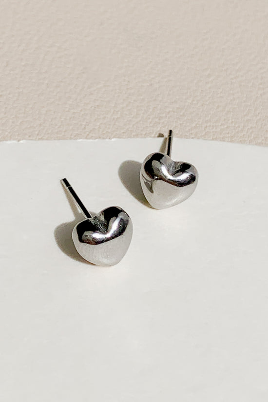 Tiny Heart Ear Studs (Stainless Steel)