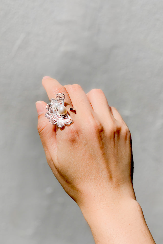 Velune Ring
