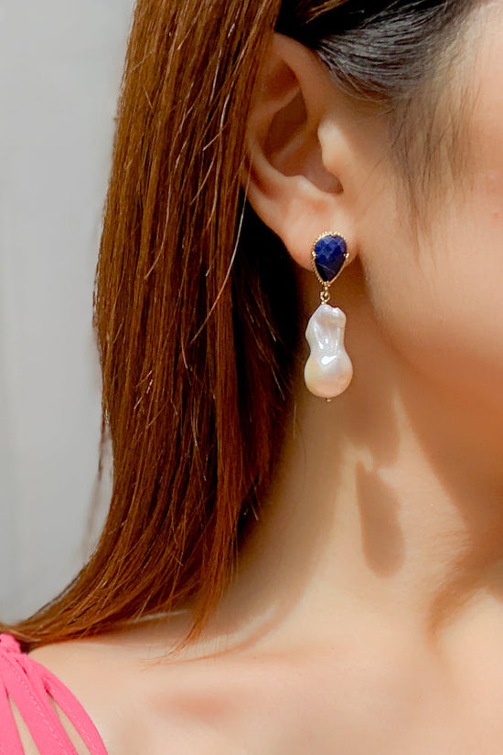 Selena Pearl Earrings