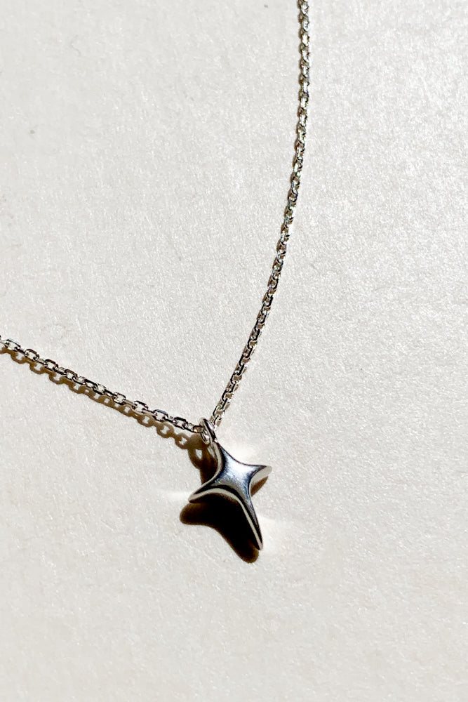 Estrella Necklace (925 Silver)