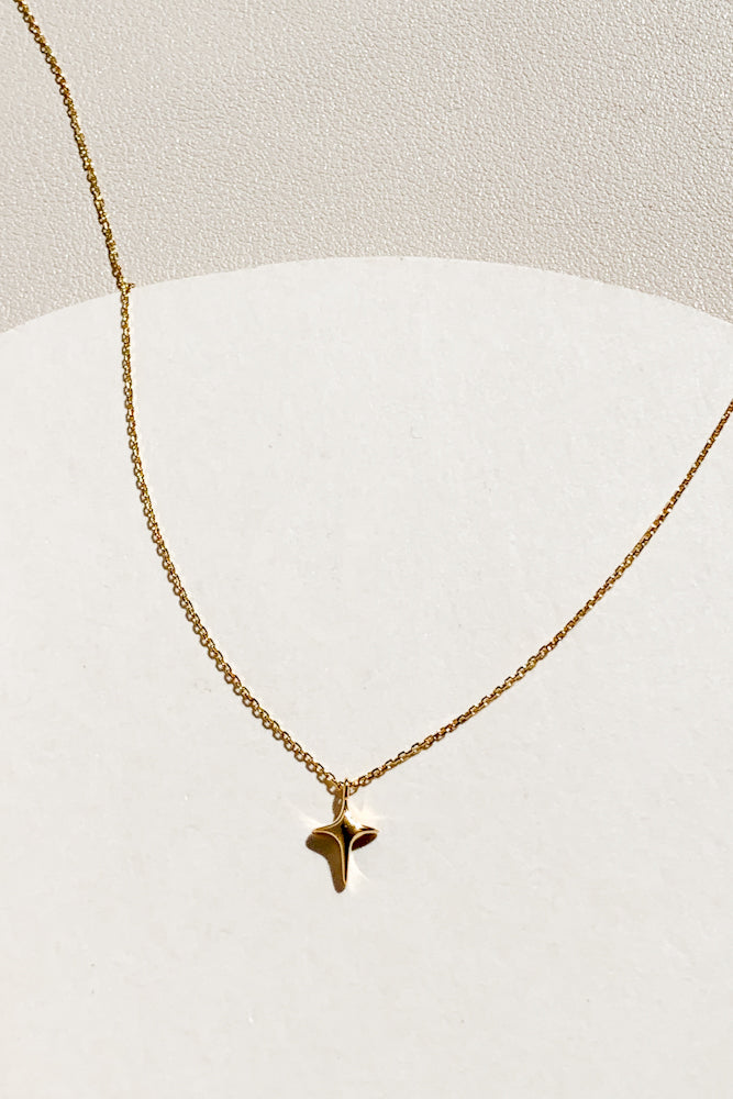 Estrella Necklace (925 Silver)