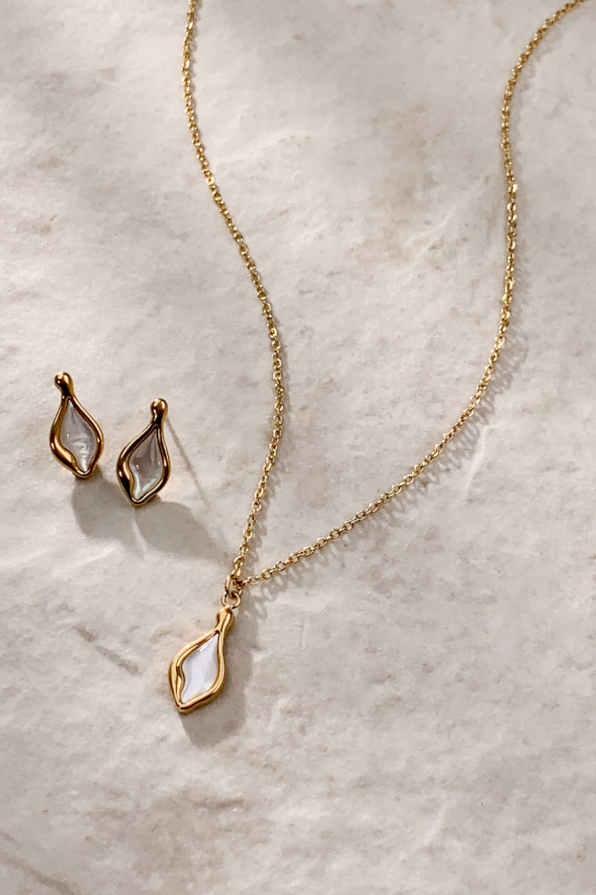 Ruri Necklace