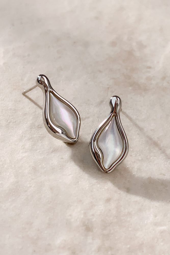 Ruri Ear Studs