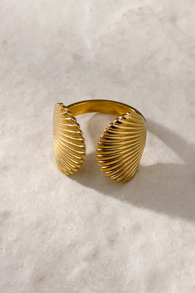 Corin Ring