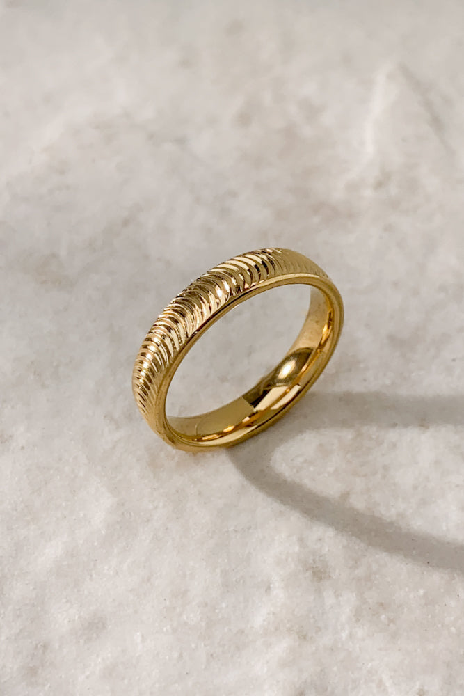 Ferro Ring
