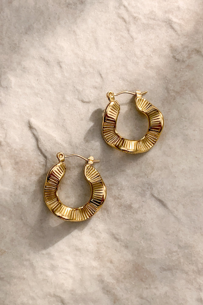 Rumi Hoops