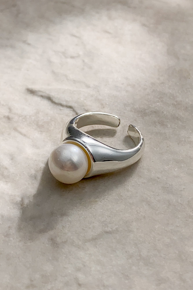 Zariya Ring