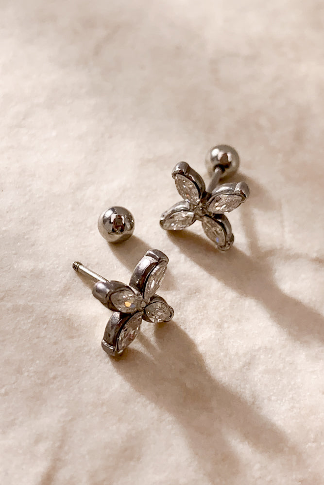 Lilia Ear Studs