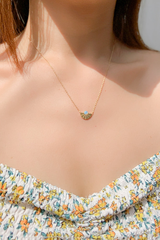 Load image into Gallery viewer, Daria Opal Chain Necklace

