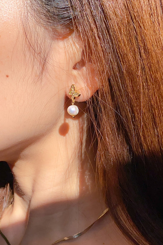 Isla Pearl Earrings